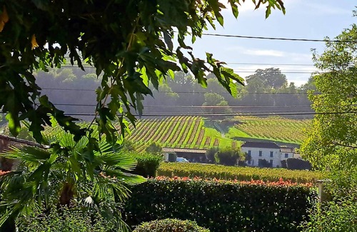 Saint-Philippe-du-Seignal House | Homerez - House for 4 pers. with garden in Saint-Philippe-du-Seignal