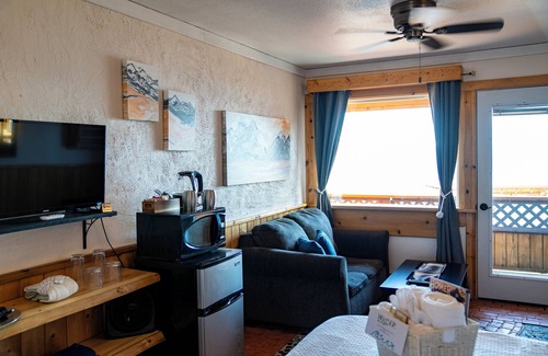 Homer Hotel | Homer Inn and Spa