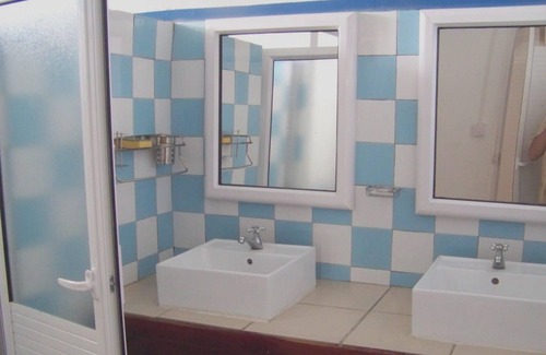 Le Bouchon Apartment | Homerez - 130 m away from the beach! Big appartement for 10 ppl. at Le Bouchon