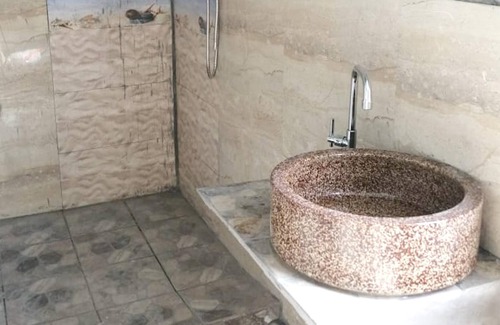 Le Bouchon House | Homerez - 200 m away from the beach! House for 5 ppl. with balcony at Le Bouchon