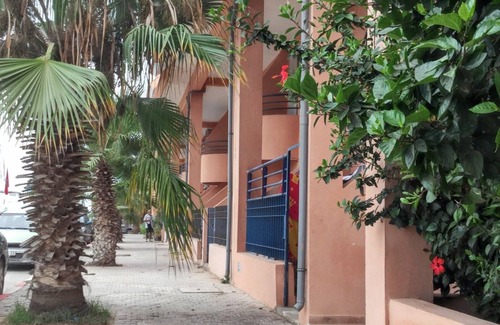 Imi Ouaddar Apartment | Homerez - 60m² Apartment with Balcony in Imi Ouaddar
