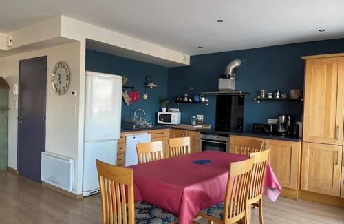 Saint-Vaast-la-Hougue Apartment | Homerez - Apt. in Saint-Vaast-la-Hougue