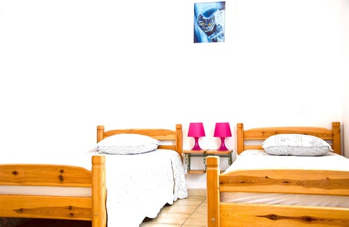 La Roche-sur-le-Buis Apartment | Homerez - Amazing apartement for 6 ppl. with shared pool at La Roche-sur-le-Buis
