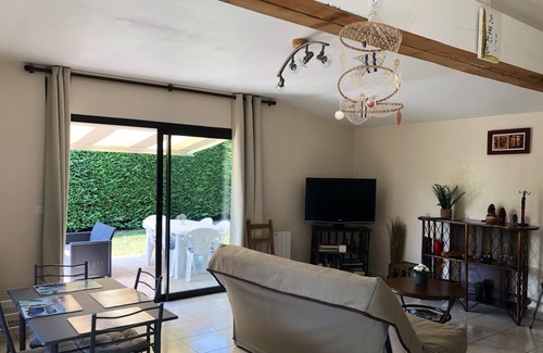 Pontenx-les-Forges House | Homerez - Amazing house 15 km away from the beach for 4 ppl. with swimming-pool