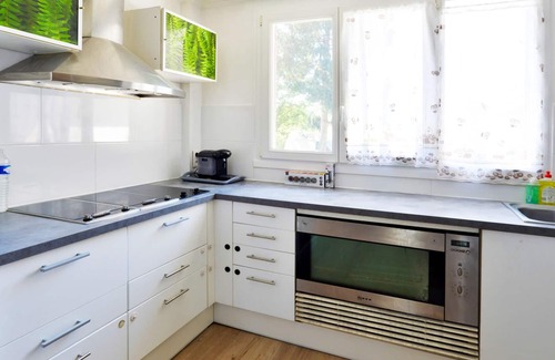 Ferolles-Attilly House | Homerez - Amazing house for 6 ppl. with garden and terrace at Férolles-Attilly
