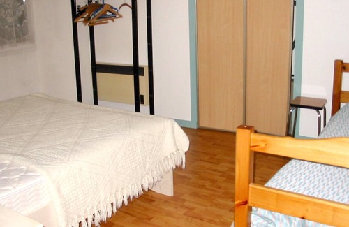 Salins-les-Bains Apartment | Homerez - Amazing appartement for 5 ppl. at Salins les bains