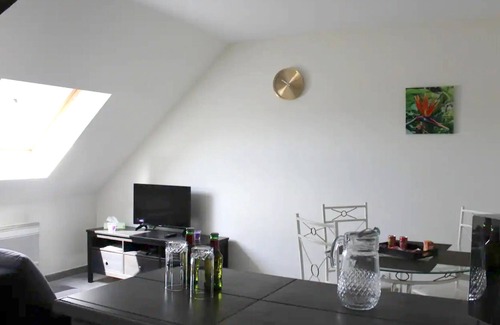 Vierzon Apartment | Homerez - Amazing appartement for 4 ppl. at Vierzon