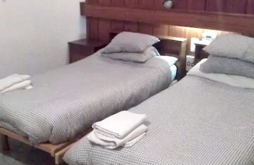Gironella House | Homerez - Amazing house for 7 ppl. with terrace and balcony at Gironella