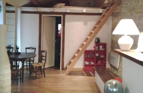 Aramon House | Homerez - Amazing house for 9 ppl. with swimming-pool and terrace at Aramon