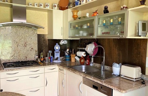 Bouan House | Homerez - Amazing house for 8 ppl. with garden and terrace at Bouan