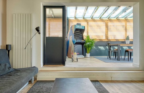 Asnieres-sur-Seine Apartment | Homerez - Apartment in Asnières-sur-Seine. -