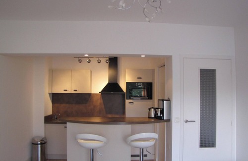 Cap-d'Antibes Apartment | Homerez - Apartment in Antibes
