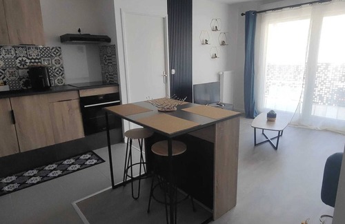 Chartres Apartment | Homerez - Apartment in Chartres