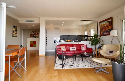 Cannes Apartment | Homerez - Apartment in Cannes, terrace, fireplace