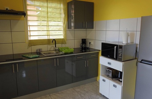 Cafeiere Apartment | Homerez - Apartment in Deshaies, pool