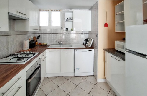 Ria-Sirach Apartment | Homerez - Apartment in Ria-Sirach
