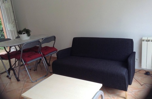 Le Muy Apartment | Homerez - Apartment in Le Muy, garden view
