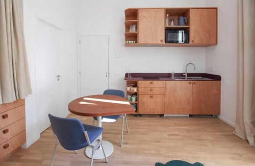 Postel Apartment | Homerez - Apartment in Saint-Gilles