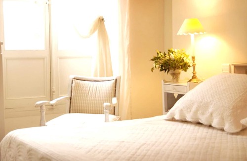 Marssac-sur-Tarn Apartment | Homerez - Appartement for 4 ppl. with garden and terrace at Marssac-sur-Tarn