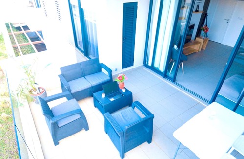 Roches Noires Apartment | Homerez - Appartement 1 km away from the beach for 6 ppl. with shared pool