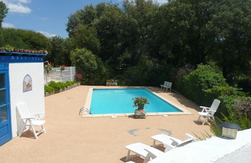 Saint-Jean-du-Pin Apartment | Homerez - Appartement for 4 ppl. with shared pool, jacuzzi and terrace at Anduze