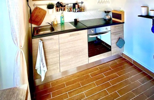 Nemours Apartment | Homerez - Appartement for 4 ppl. with jacuzzi, garden and terrace at Nemours