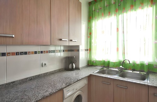 La Pineda Apartment | Homerez - Apt. near Platja de la Pineda