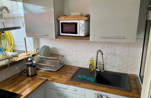 Ducos Apartment | Homerez - Apt near Ducos with jacuzzi