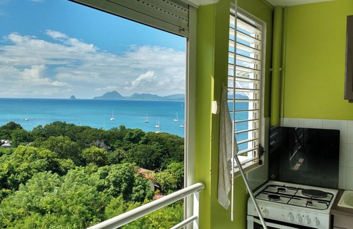 Sainte-Anne Apartment | Homerez - Apt Sainte-Anne – Sea view