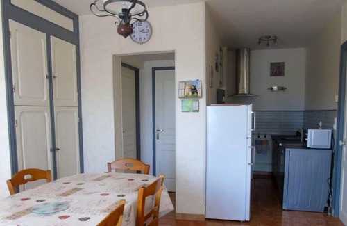 Avesnes-en-Val House | Homerez - Beautiful house for 6 ppl. at Avesnes-en-Val