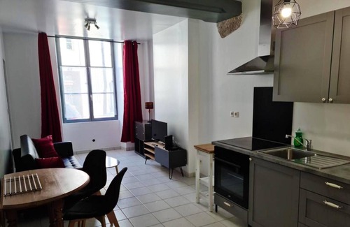 Beaugency Apartment | Homerez - Beautiful apartement for 3 ppl. at Beaugency