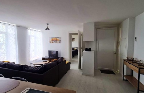 Rocroi Apartment | Homerez - Beautiful appartement for 6 ppl. at Rocroi