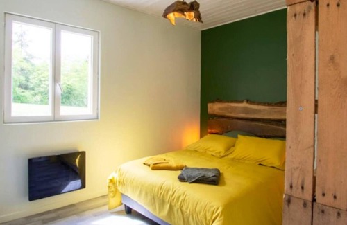 Fossemagne House | Homerez - Beautiful house for 4 ppl. with garden and terrace at Fossemagne