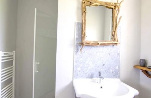 Fossemagne House | Homerez - Beautiful house for 4 ppl. with garden and terrace at Fossemagne