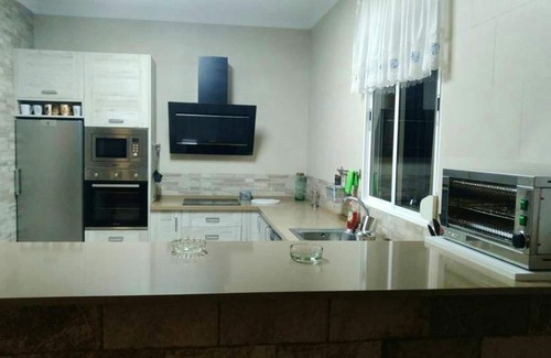 Prado del Rey Ski Chalet | Homerez - Big chalet for 11 ppl. with swimming-pool and terrace at Prado del Rey