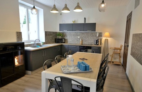Bellegarde-Poussieu House | Homerez - Big house for 14 ppl. with swimming-pool, sauna, jacuzzi and terrace