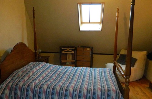 Colonard-Corubert House | Homerez - Big property for 10 ppl. with terrace at Colonard-Corubert
