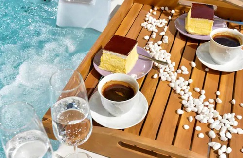 Sveti Ilija Villa | Homerez - Big villa for 10 ppl. with swimming-pool, jacuzzi and garden at Turčin