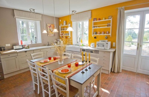 Fons Villa | Homerez - Big villa for 10 ppl. with swimming-pool and terrace at Fons