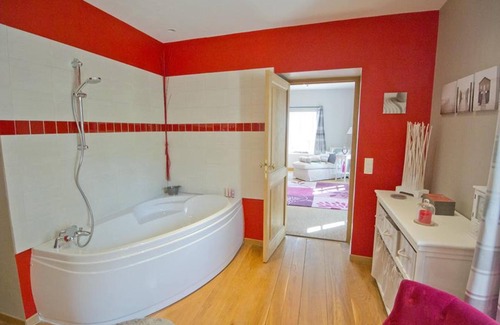 Fons Villa | Homerez - Big villa for 10 ppl. with swimming-pool and terrace at Fons