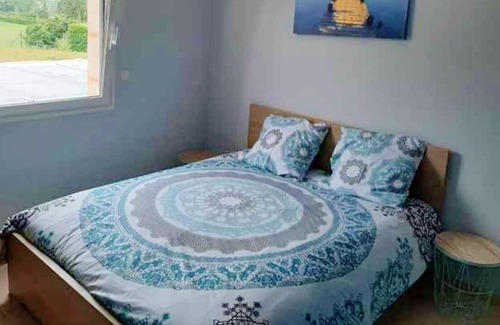 Prayssac Villa | Homerez - Big villa for 10 ppl. with swimming-pool, spa and garden at Prayssac