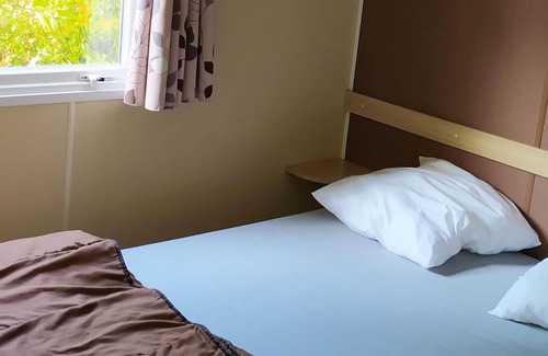 Banes House | Homerez - Bungalow for 6 ppl. with shared pool and terrace at Argences-en-Aubrac