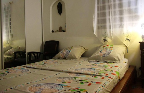 Saint-Pierre House | Homerez - Bungalow for 6 ppl. with sea view, garden and terrace at Saint-Pierre