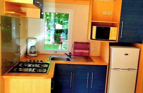 Saint-Cheron House | Homerez - Bungalow in Saint-Chéron