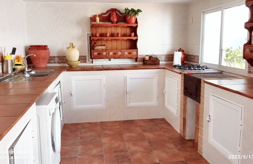 Los Agustines House | Homerez - Charming House with Pool in Montilla