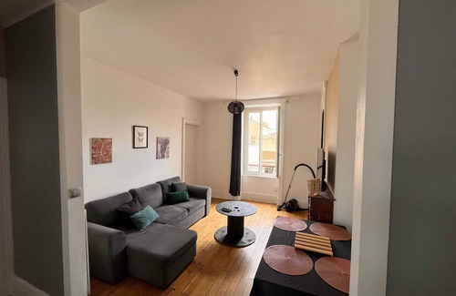 Limoges Apartment | Homerez - Charming Apartment in Limoges