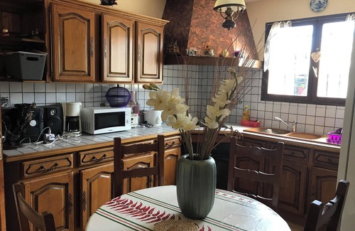 Lourdes Apartment | Homerez - Charming Apartment Lourdes Garden 65 m²