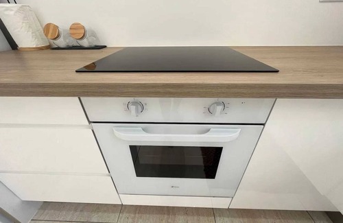 Ducos Apartment | Homerez - Charming Apartment in Ducos with Terrace