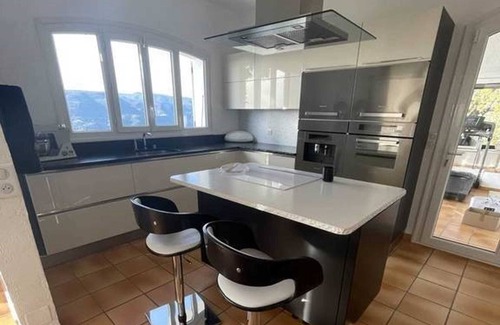 Aspremont House | Homerez - Charming House in Aspremont with Private Pool
