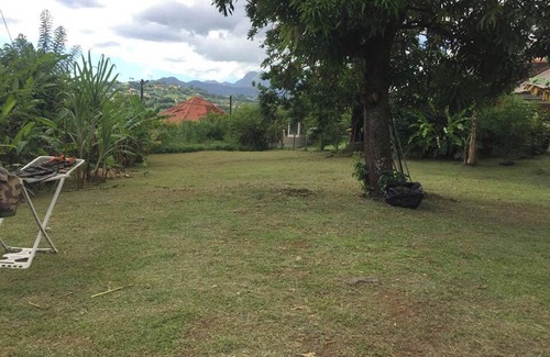 Saint-Joseph House | Homerez - Charming house in Le Lamentin with garden